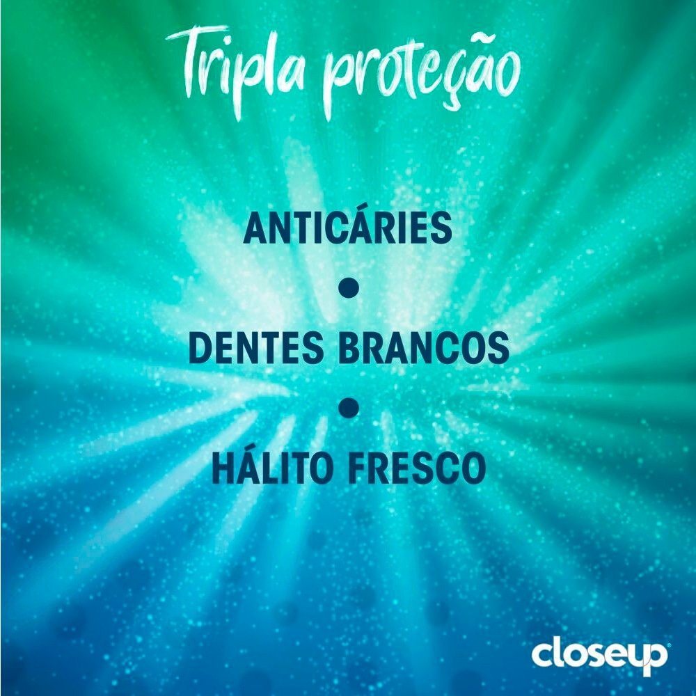 Creme Dental Close Up Triple Menta 70g Embalagem com 12 Unidades