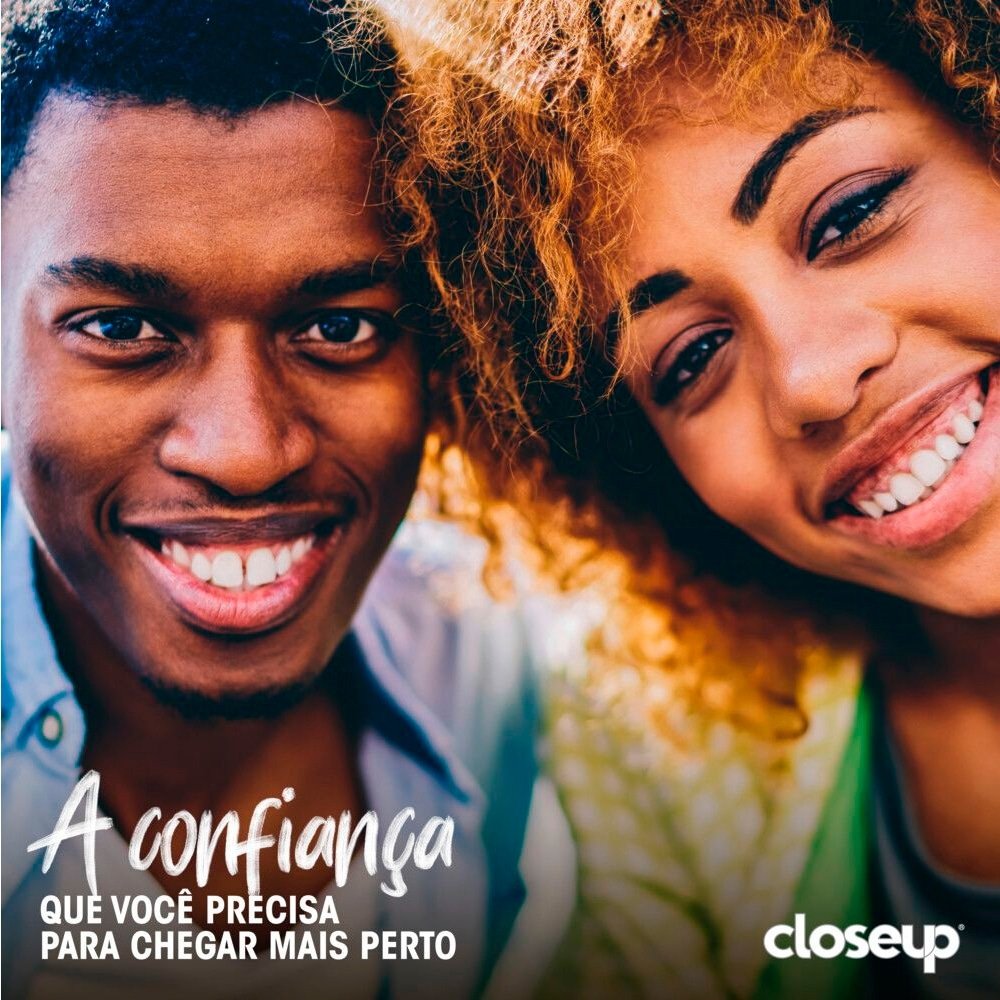 Creme Dental Close Up Triple Menta 70g Embalagem com 12 Unidades