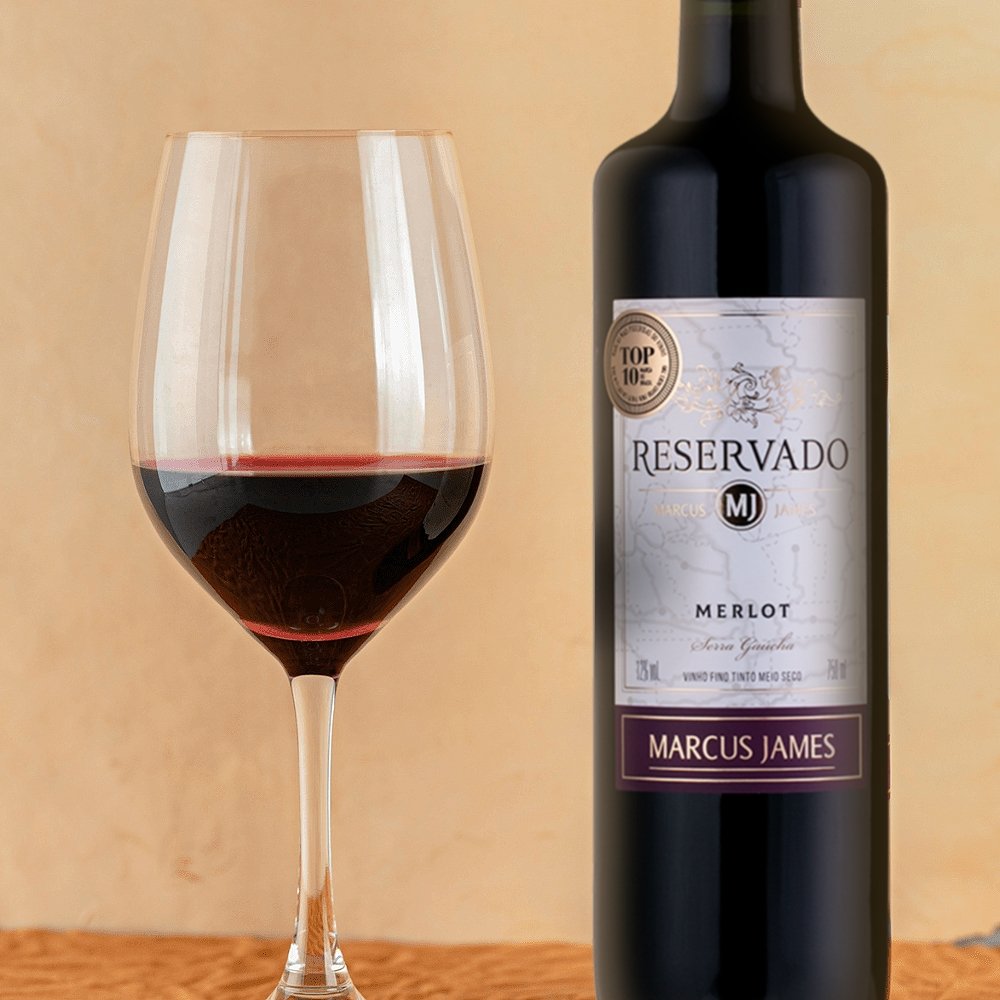 Vinho Reservado Marcus James Merlot Tinto Meio Seco 750ml
