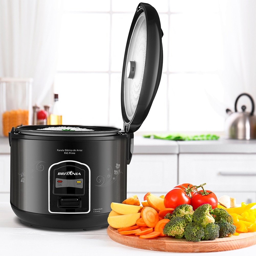 Panela Elétrica de Arroz Britânia PA5 Prime - 5 Xícaras, Preta, 110V