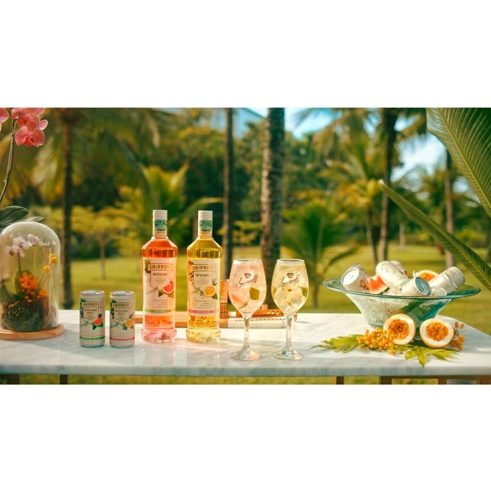 Vodka Smirnoff Infusions Passion Fruit e Jasmine 998ml