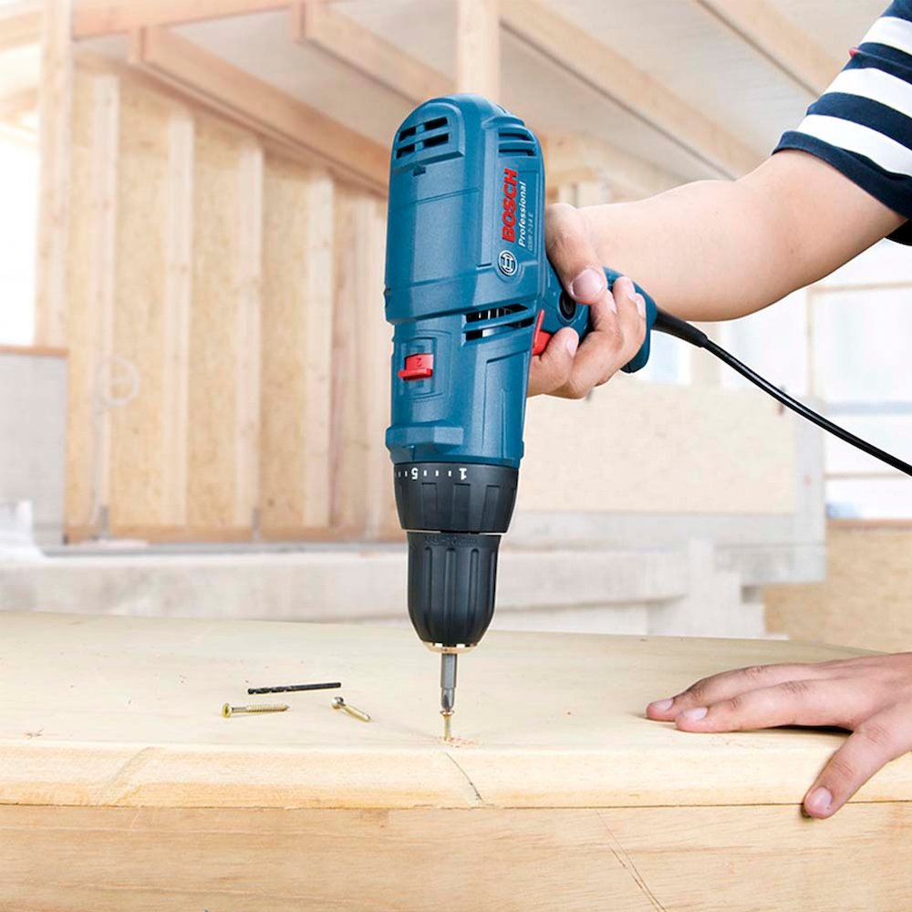 Furadeira/Parafusadeira Bosch GSR 714E 400W 110V