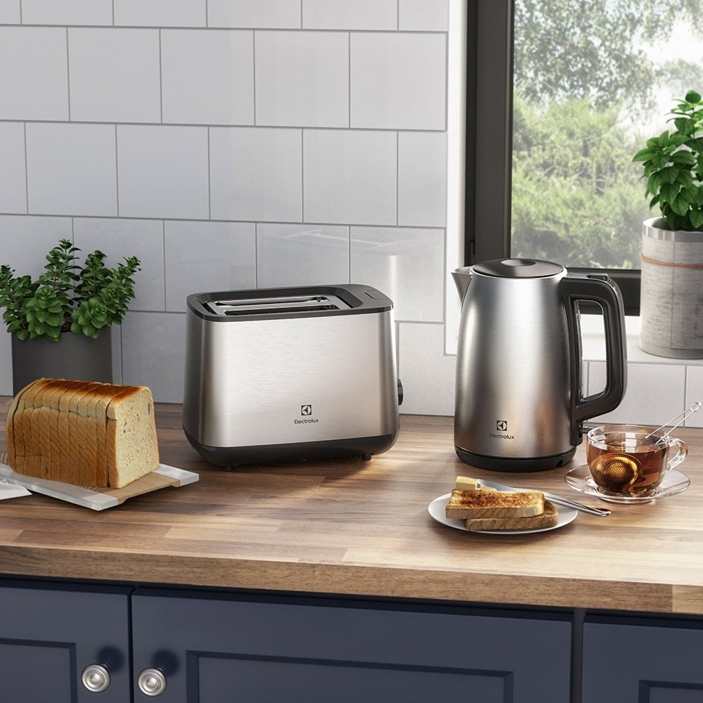 Chaleira Elétrica Electrolux Experience EEK25, 1,7 Litros, 1200W, Inox, 110V
