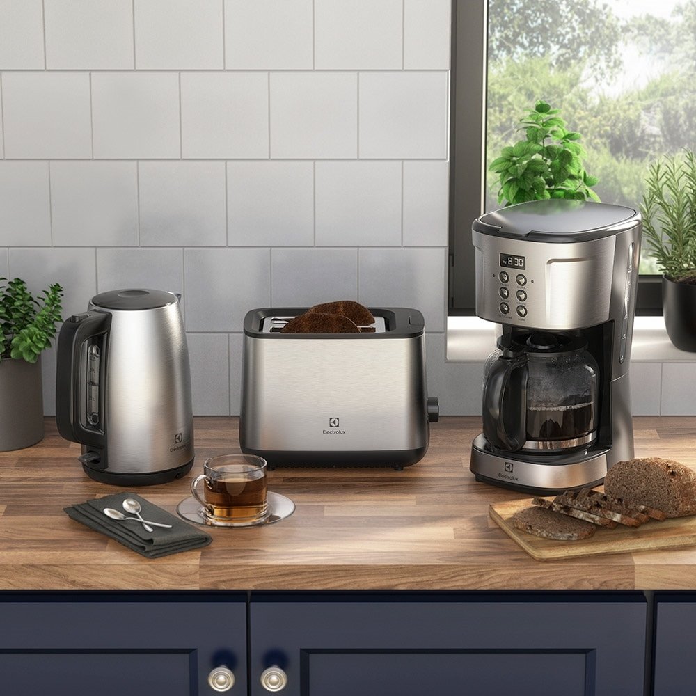 Chaleira Elétrica Electrolux Experience EEK25, 1,7 Litros, 1850W, Inox, 220V