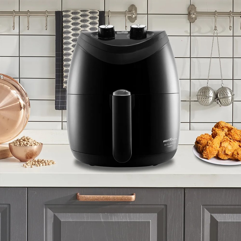 Fritadeira sem Óleo Air Fryer Britânia BFR25P - 4 Litros, 1500W, Preto, 110V