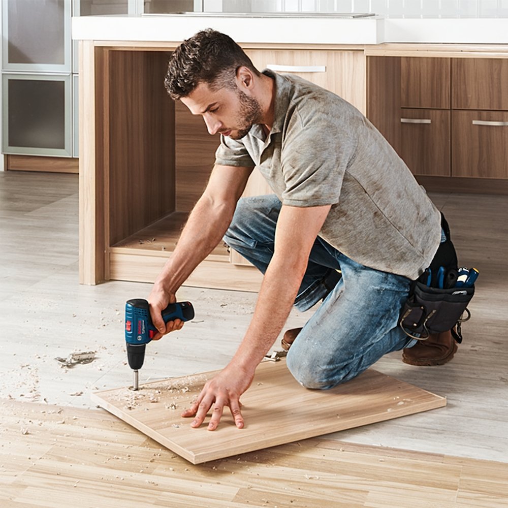 Furadeira Parafusadeira Bosch GSR120 com Bateria 12V Bivolt