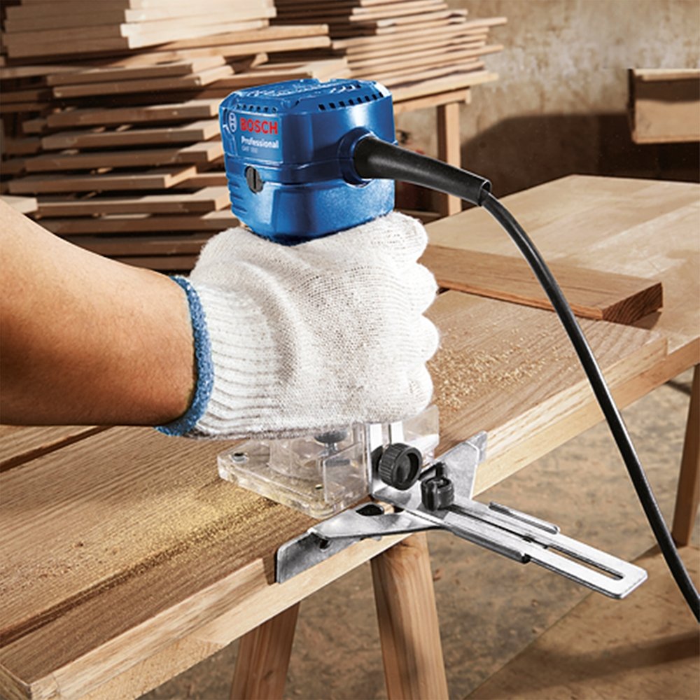Tupia Bosch GKF 550 550W 110V