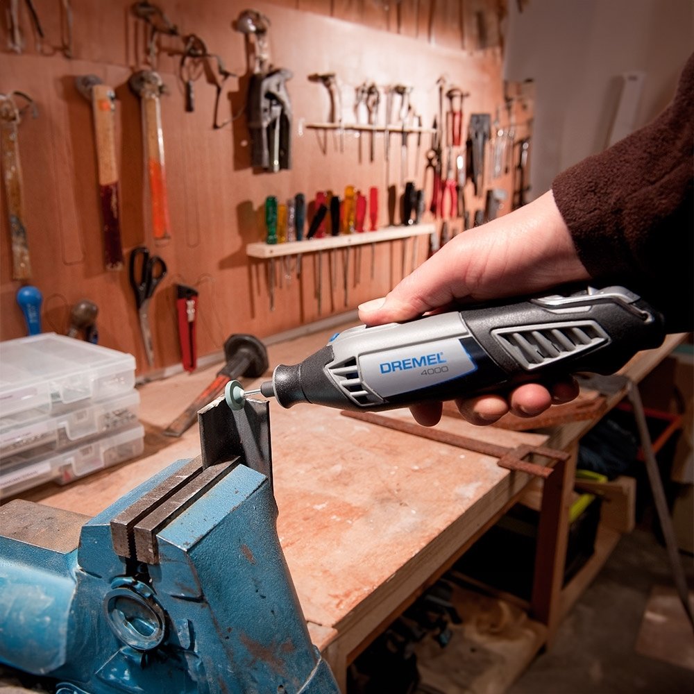 Micro Retífica Dremel 4000 com 26 Acessórios 175W 220V