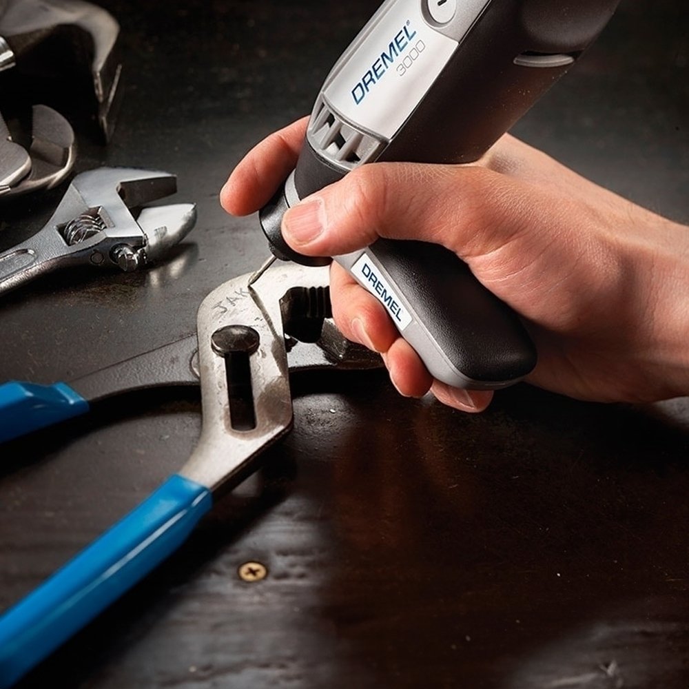 Micro Retífica Dremel 3000 com 10 Acessórios 220V