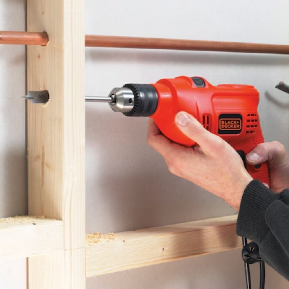 Furadeira de Impacto Black & Decker TM500BR 3/8" 560w