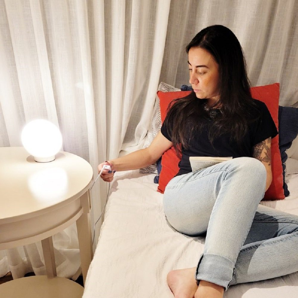 Luminária Inteligente Wi-Fi modelo HILUM01 ¿ Geonav