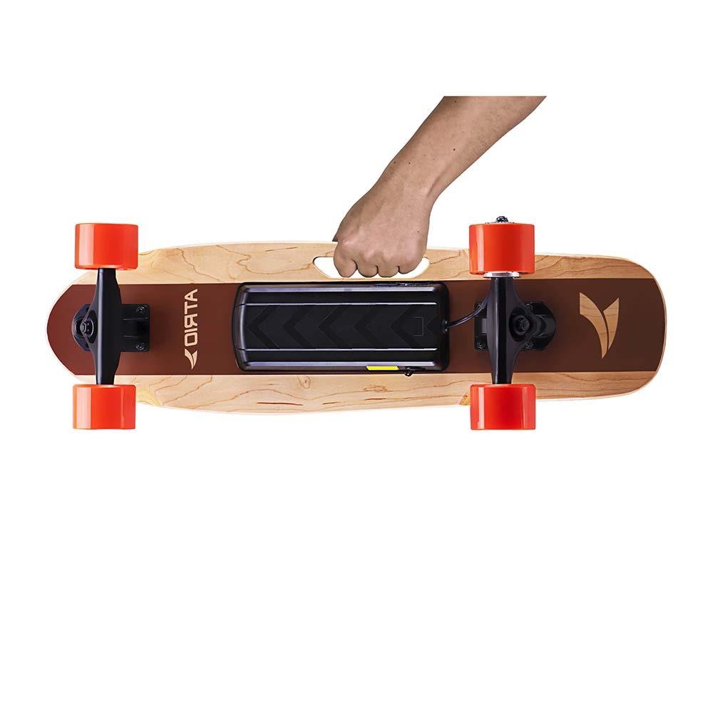 Skate Elétrico Cruiser controle sem fio 150W Velocidade 15km/H Autonomia 12km Suporta até 100kg Atrio - ES201