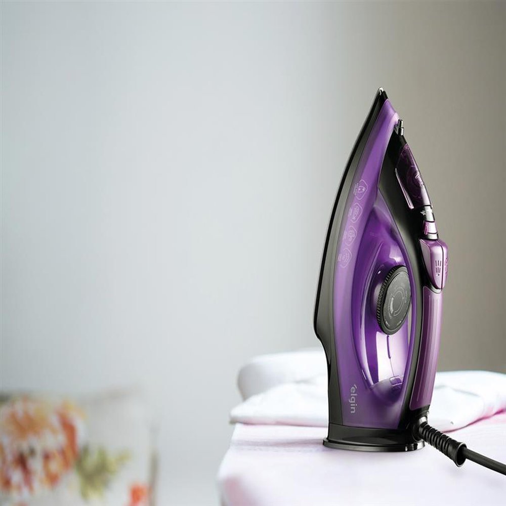 Ferro a Vapor Iron Light Elgin 220V