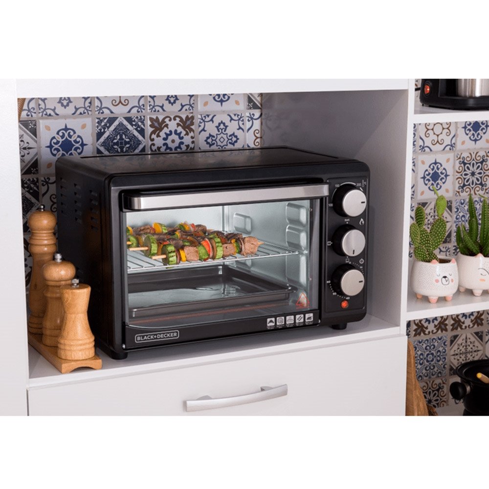 Forno Eletrico Bancada Black & Decker 21 Litros FT21P 1300W, com Timer Preto, 110V