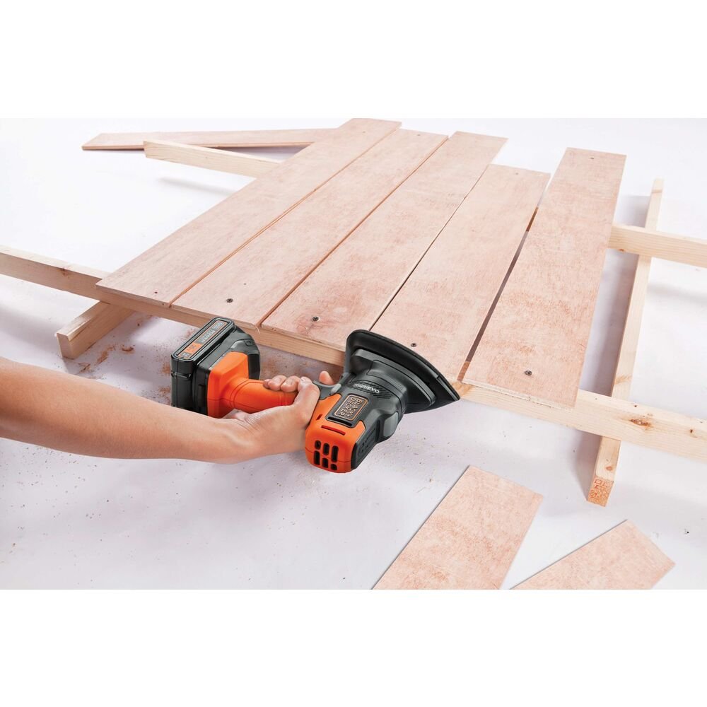 Jogo de Ferramentas 20V Matrix com 6 Cabeçotes Combinados Black+Decker MTX20K6ABR Bivolt
