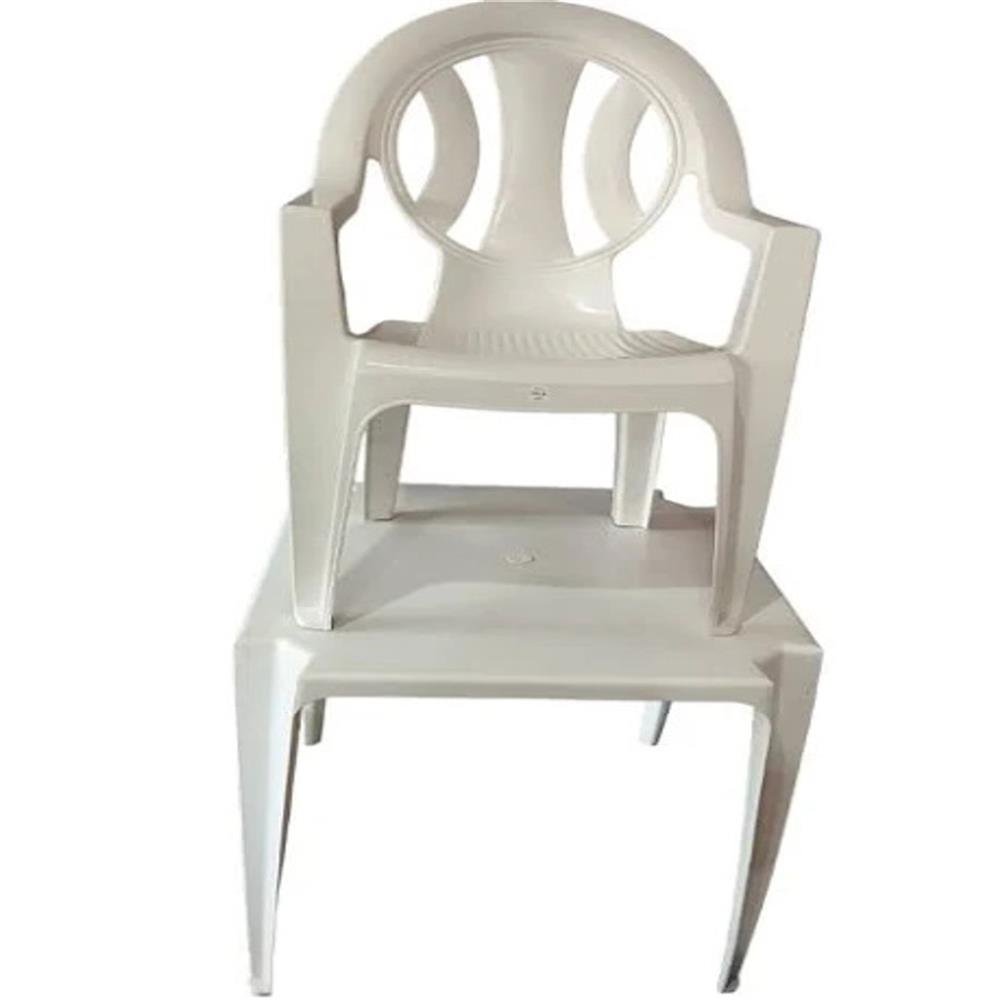 Mesa Monobloco Quadrada 0,72cm x 0,70cm x 0,70cm e 04 Poltronas Modelo Arcos 0,90cm x 0,56cm x 0,58cm Capacidade 182 kg Branco