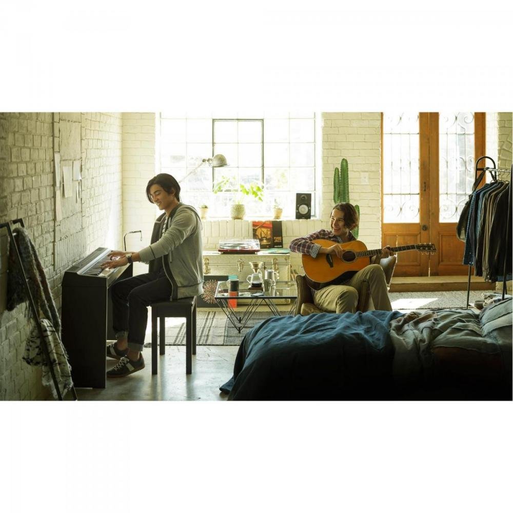 Piano Digital Compacto c/ Fonte P125B Preto YAMAHA Un.Venda: PC/1