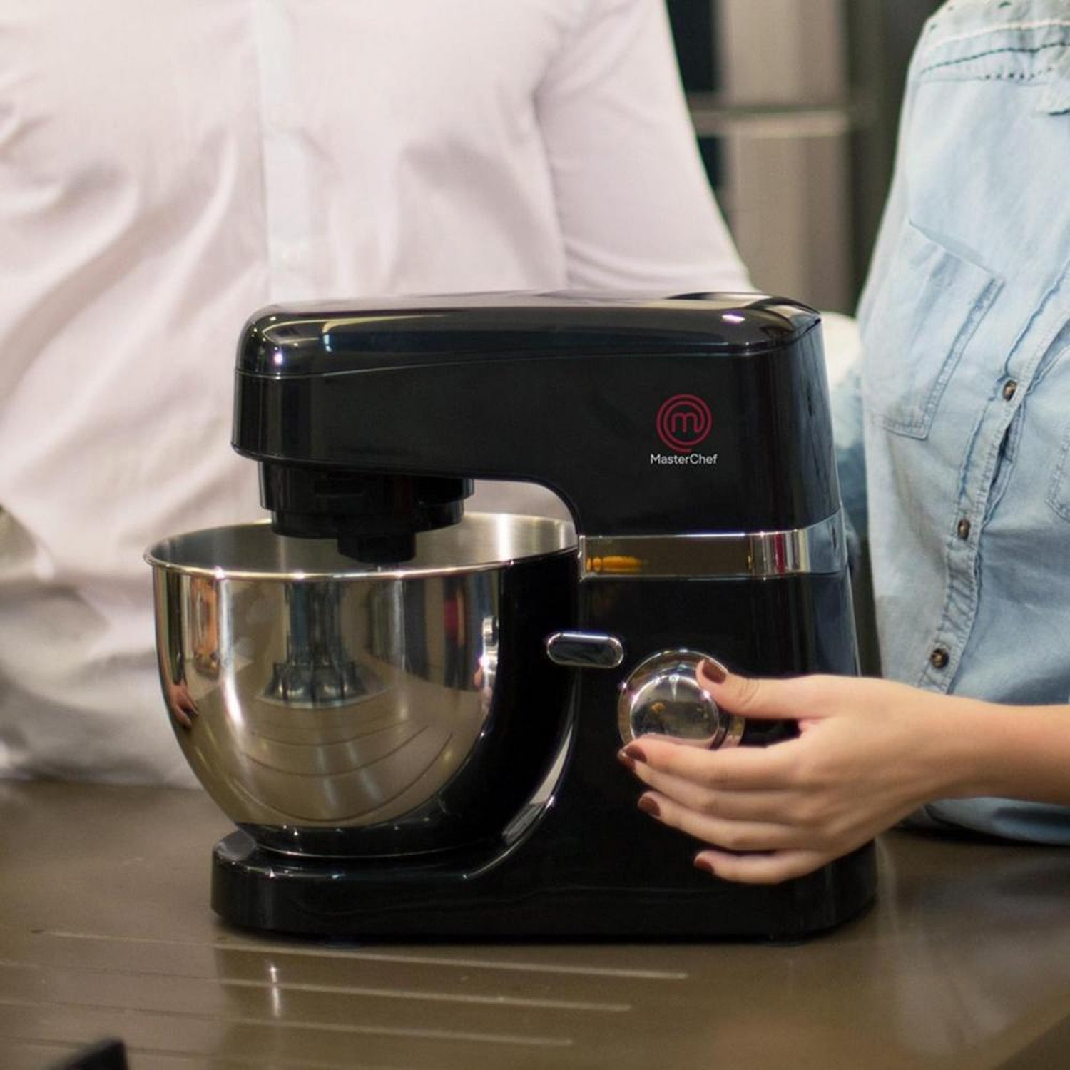 Batedeira Planetária 700W 220V BA1001P Preta MASTERCHEF Un.Venda: PC/1