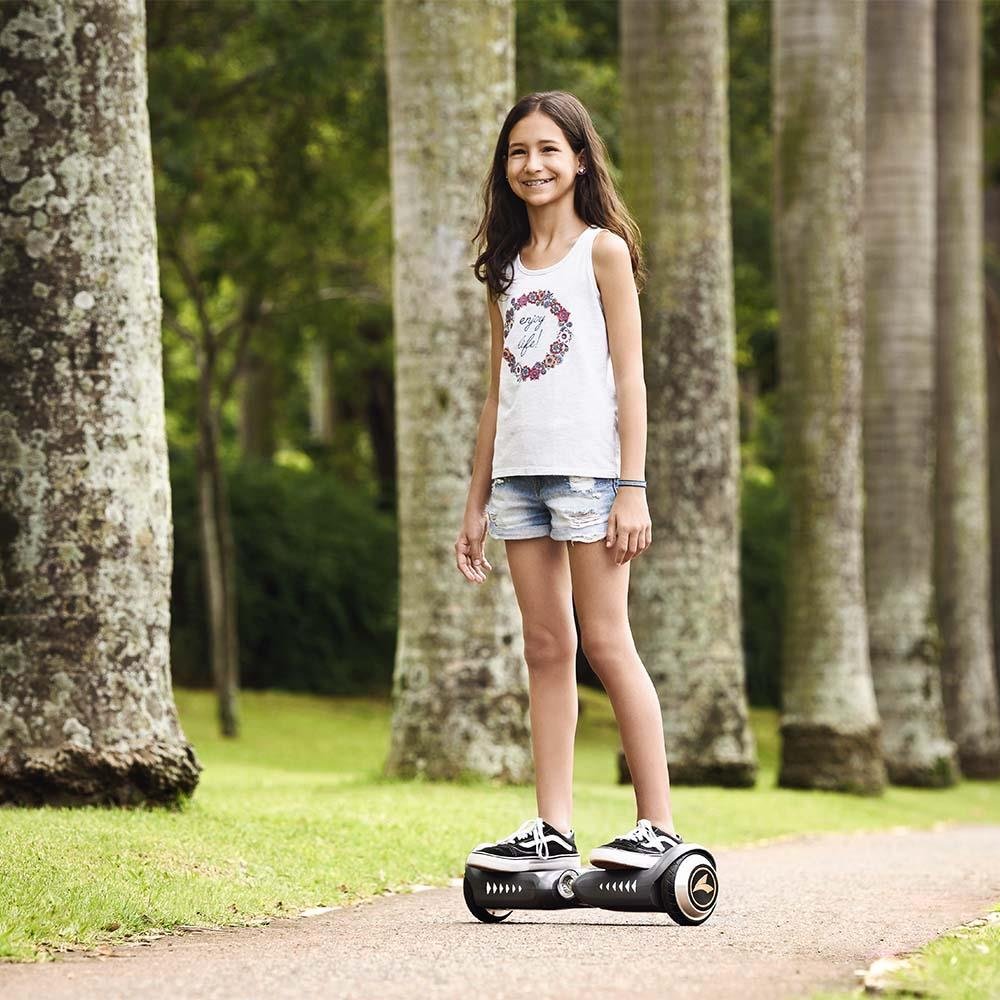 Hoverboard Atrio Skate Elétrico Fun 4,5 Pol. 400W Velocidade 8Km/H Autonomia 10Km Suporta até 80Kgs Preto - ES203