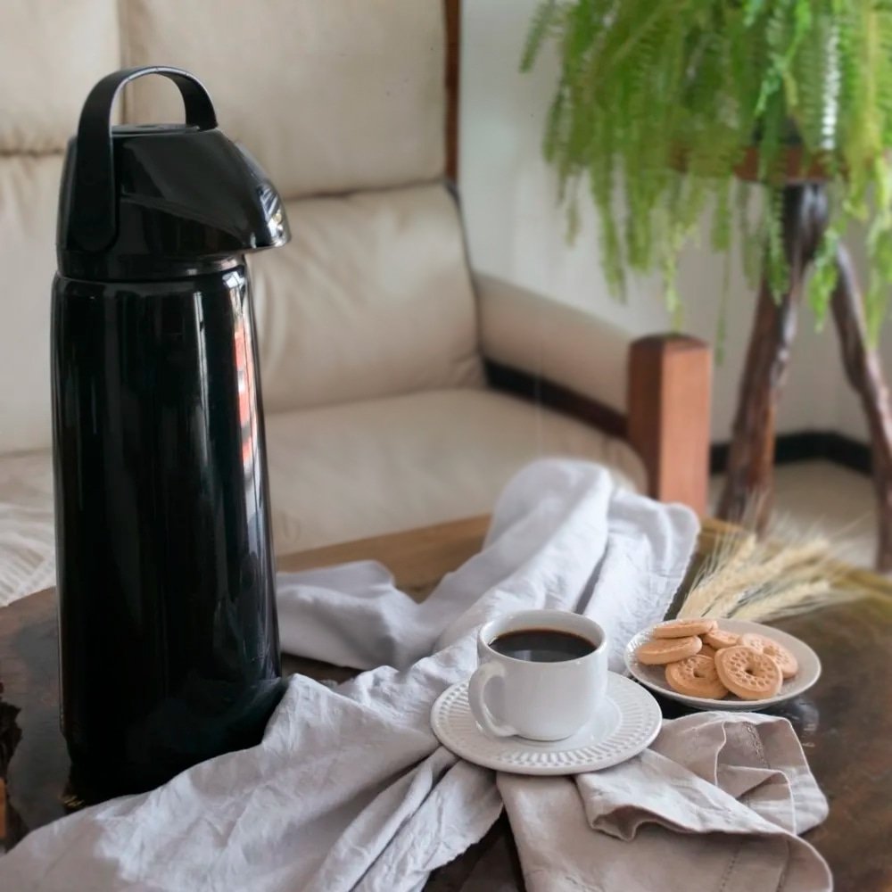 Garrafa Térmica Invicta Air Pot Slim PP Pressão Preto 1,8L