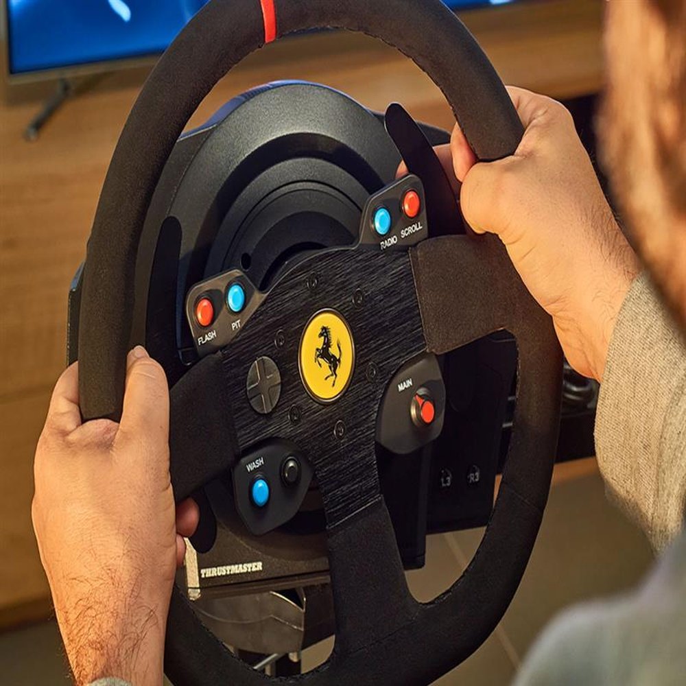 Volante Ferrari 599XX EVO 30 Wheel Add-On Alcantara Edition P/ PS3, PS4, PS5, Xbox E PC