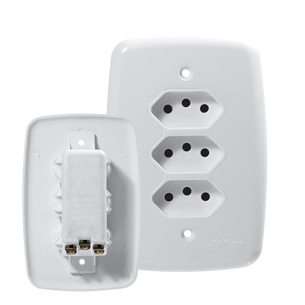 Tomada Ideale Pluzie Linha Fácil Tripla - 2P+T 10A com Placa 4x2 Branca
