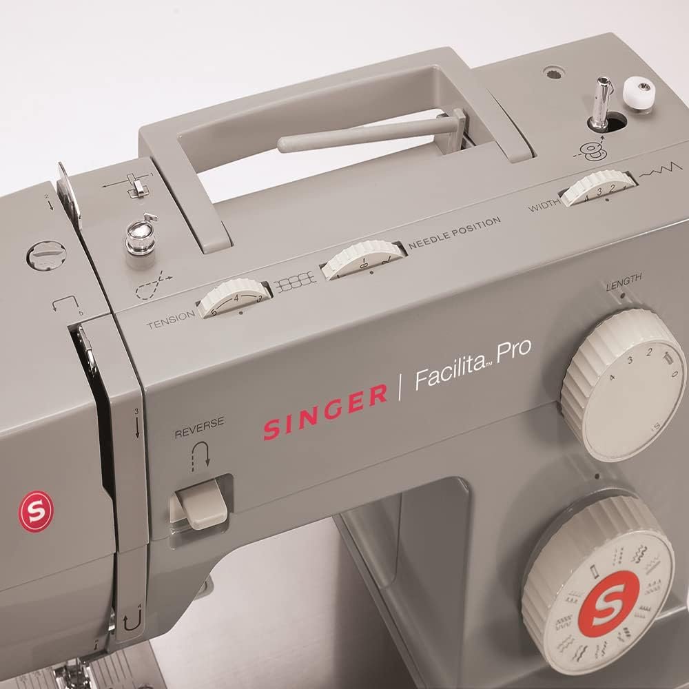 Maquina de Costura Singer 4423 Facilita Pro 22 Pontos 110V
