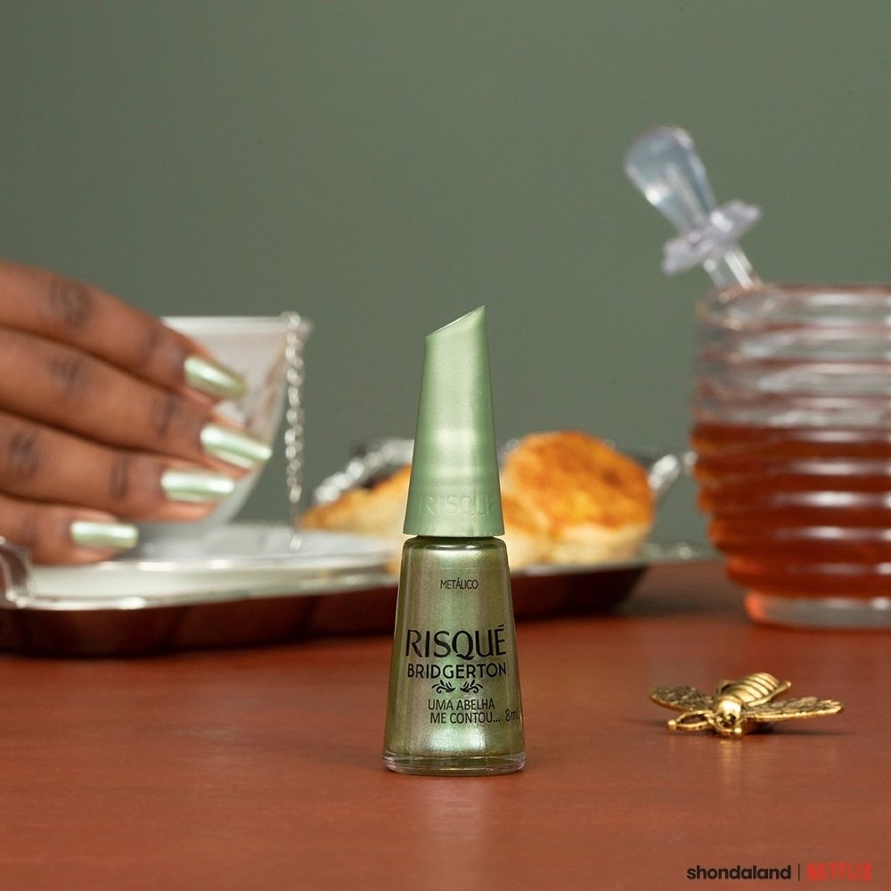 ESMALTE RISQUE METALIZADO UMA ABELHA ME CONTOU COMERCIAL 8ML