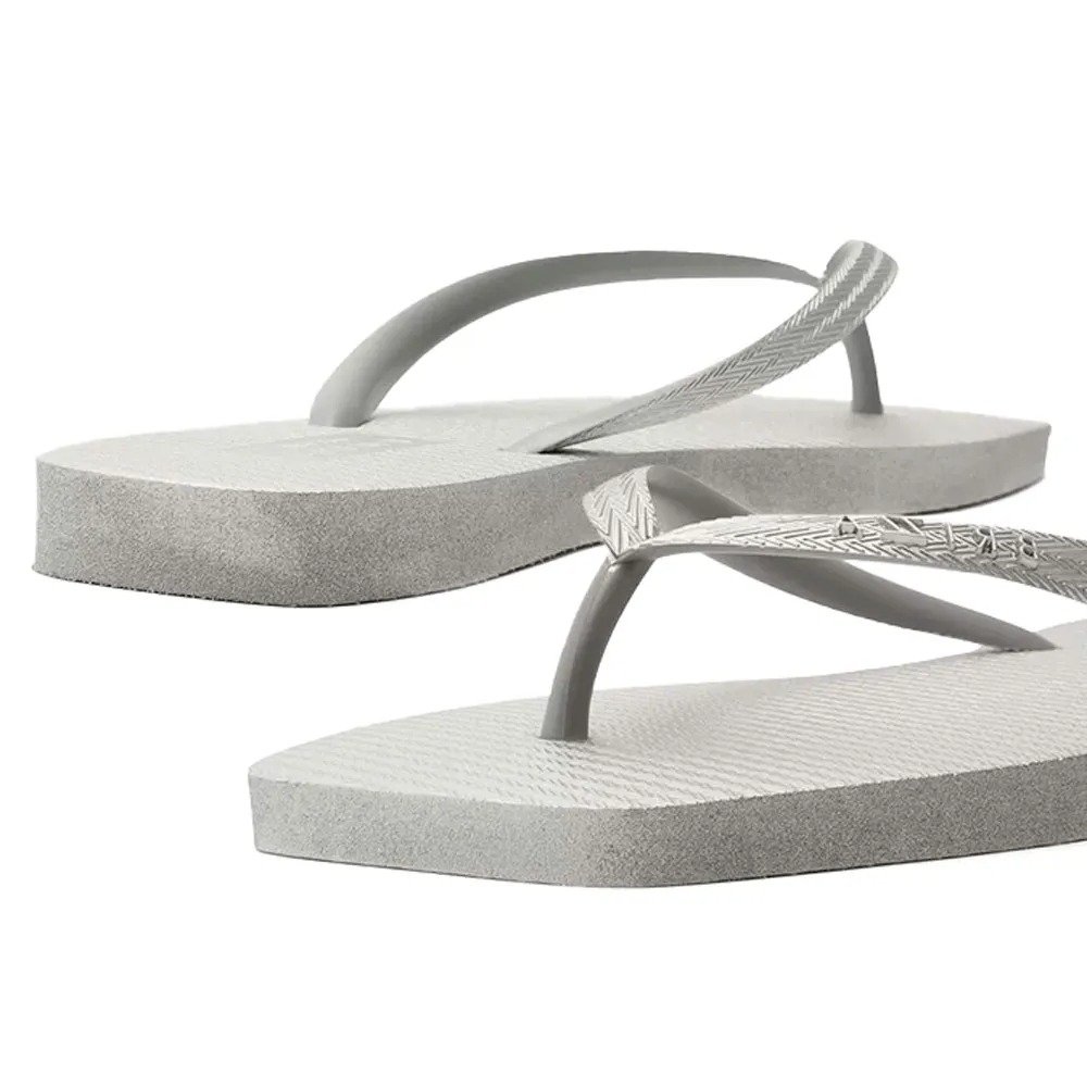 Chinelo Arezzo Brizza Z19027 0010 0002u 33-40 Prateado Jelly com 12 Pares