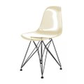 Cadeira Eames Policarbonato Ambar Eiffel Preto