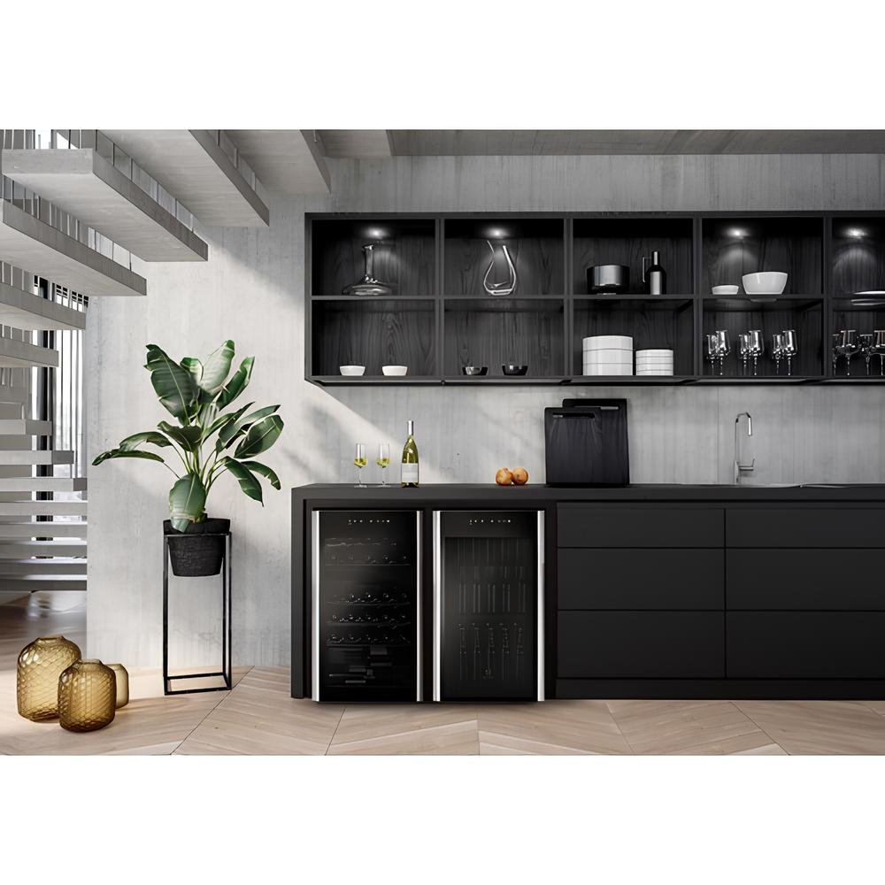 Cervejeira Electrolux 96 Litros Multi Drinks Preto Com Acabamento Em Aluminio Escovado Bcg96 220V
