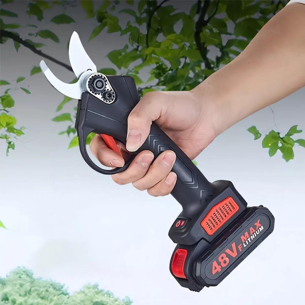 Poda Max Tesoura Poda Galho De Árvore Elétrica S/ Fio 48v 2 Baterias Cor Preto