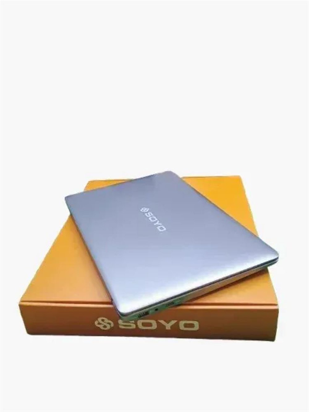 Notebook Soyo 14" Intel Core I3 10°, 8GB, 240GB SSD, Windows 10