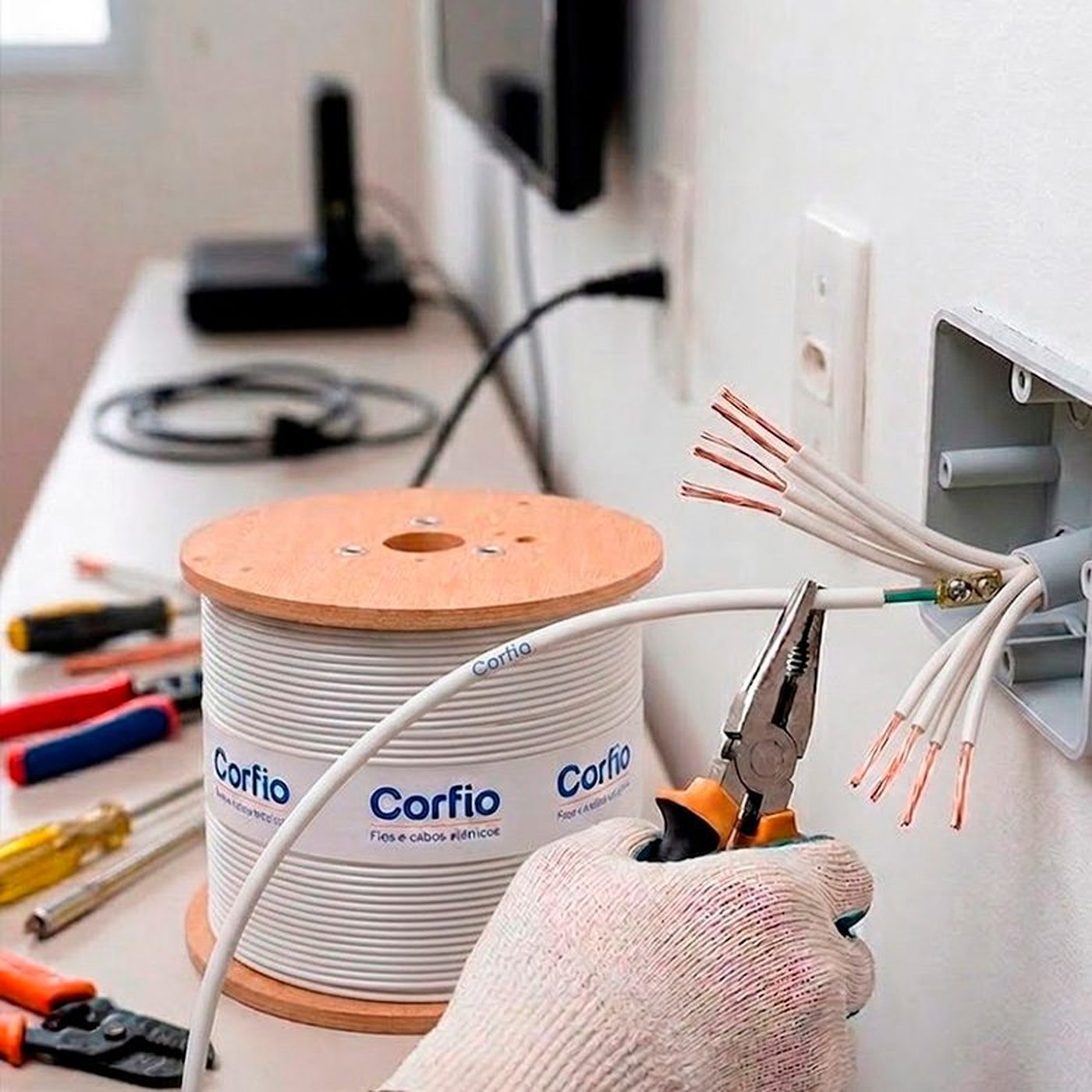 Bobina amarela do Cabo Flexível Corfio 6,0 mm² com condutor de cobre e isolação em PVC