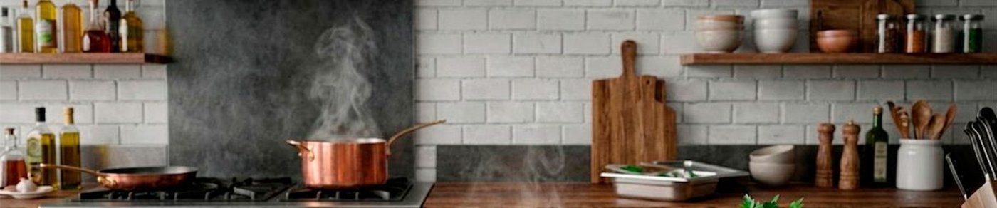 Embalagem do Caldo de Carne MAGGI Professional em cozinha profissional