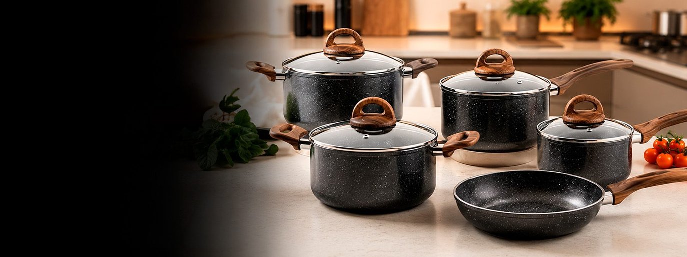 Jogo de panelas Brinox Ceramic Life Smart Plus grafite em cozinha moderna